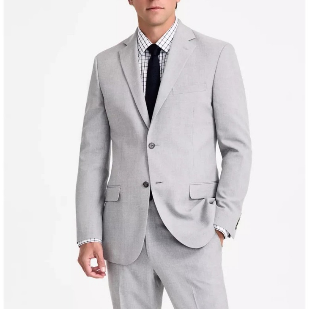 DKNY Mens Modern fit Nested Suit Jacket Light Grey 40R No pants